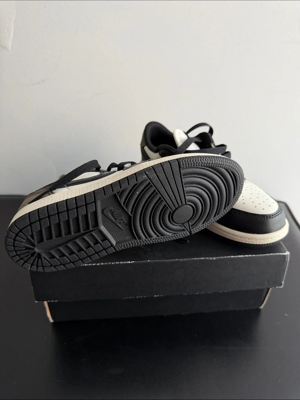Kids Black and White Low Top Sneakers by (unbranded)
